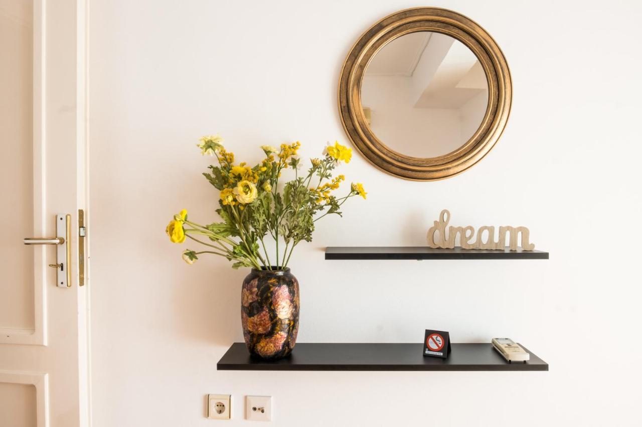 קלמאטה The Home Sweet Home - Family Friendly 2 Floor Apartment מראה חיצוני תמונה